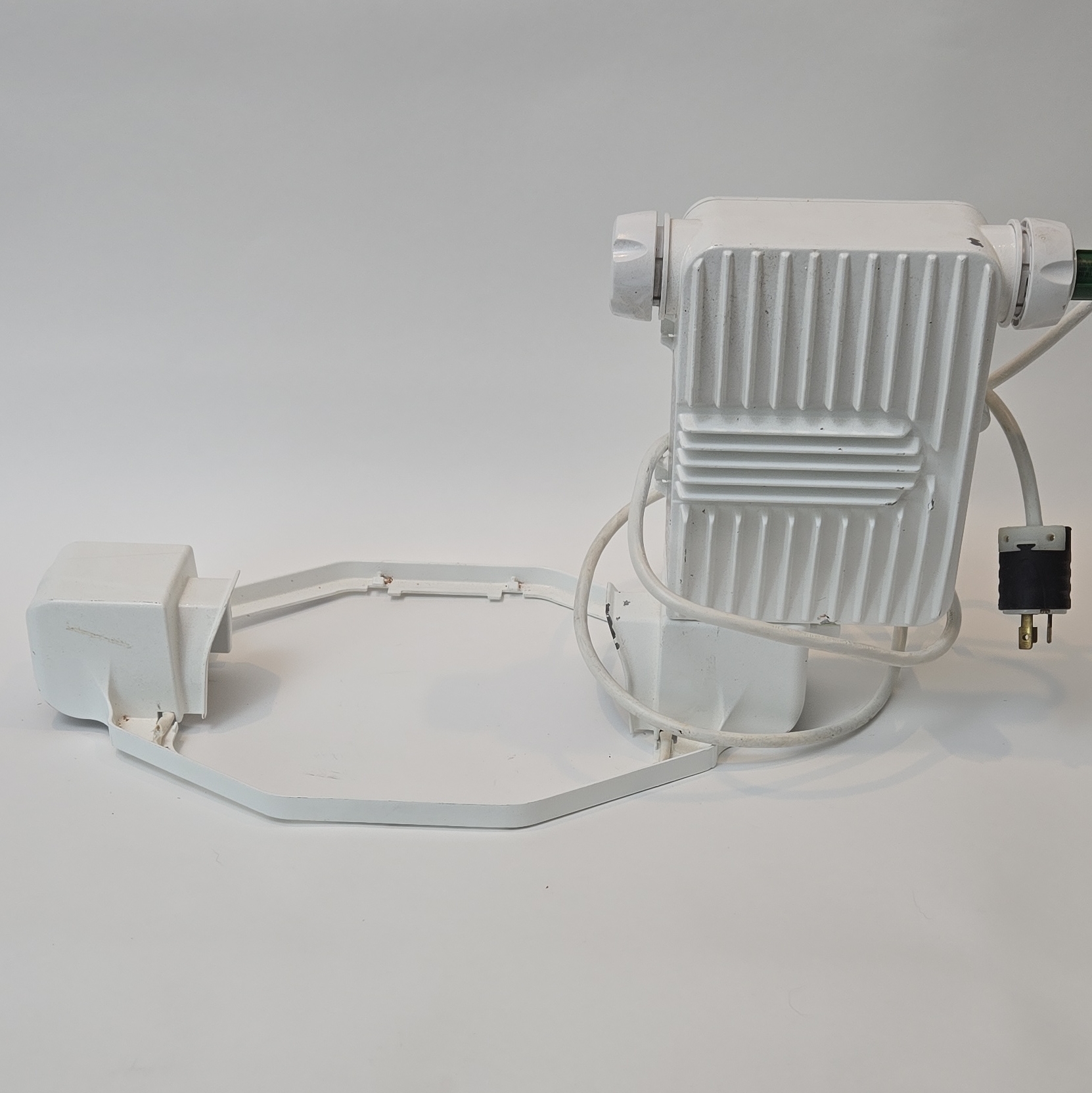 P.L. Light Systems NXT2 RST Industrial Ballast Assembly 1045W 277/347V