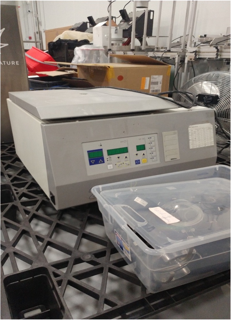 Refrigerated Programmable Centrifuge