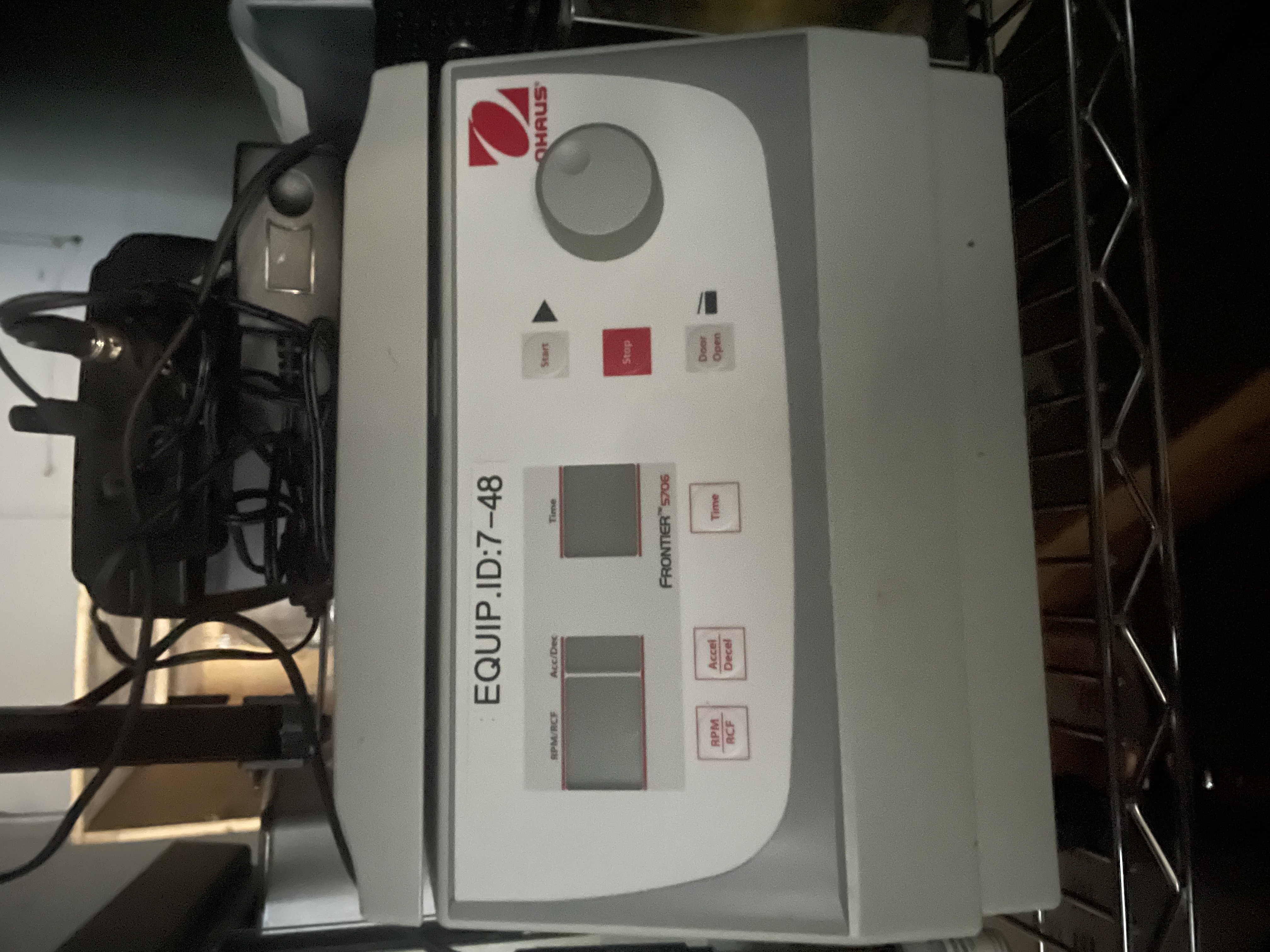 Ohaus Frontier 5706 Centrifuge