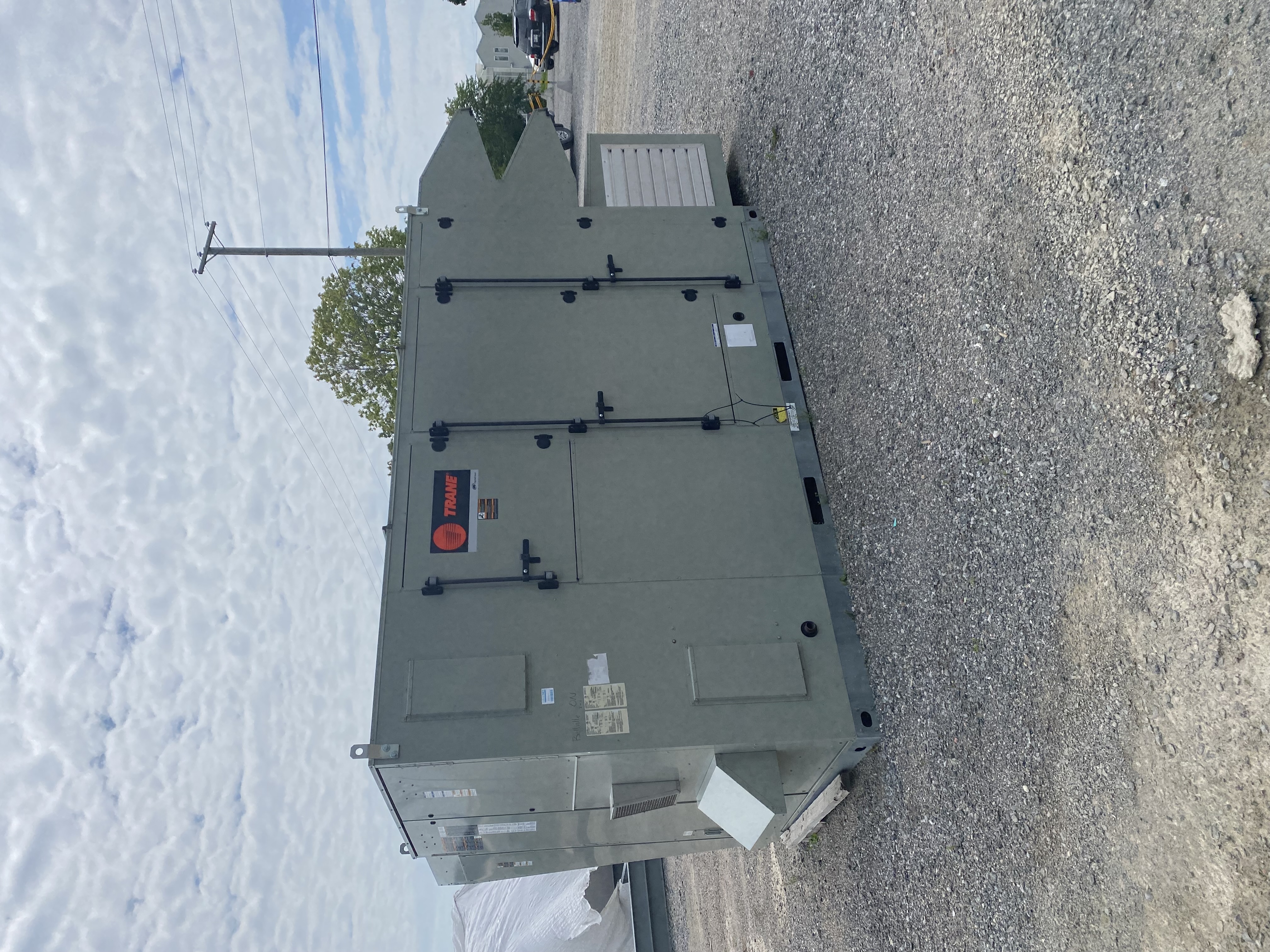 Trane forced air furnace with cooling (RTU)