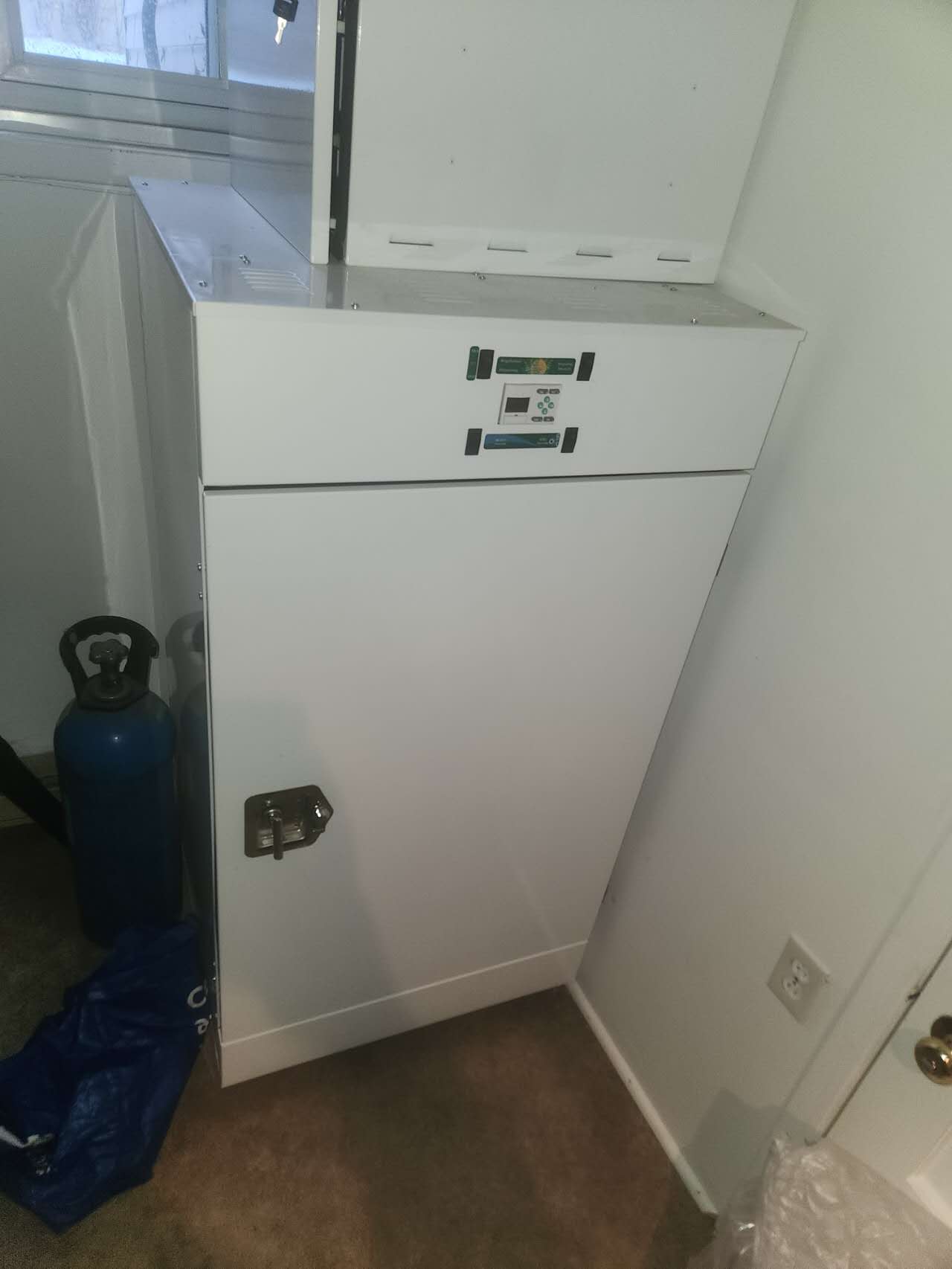 BC Northern Lights Grow Box