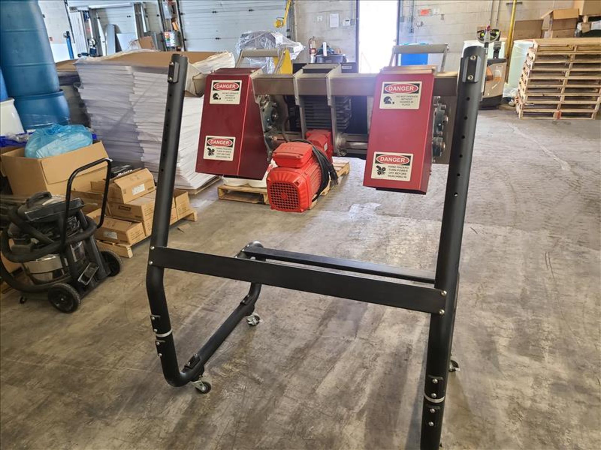 Triminator BuckMaster Pro Hemp Debudder & Bucking Machine