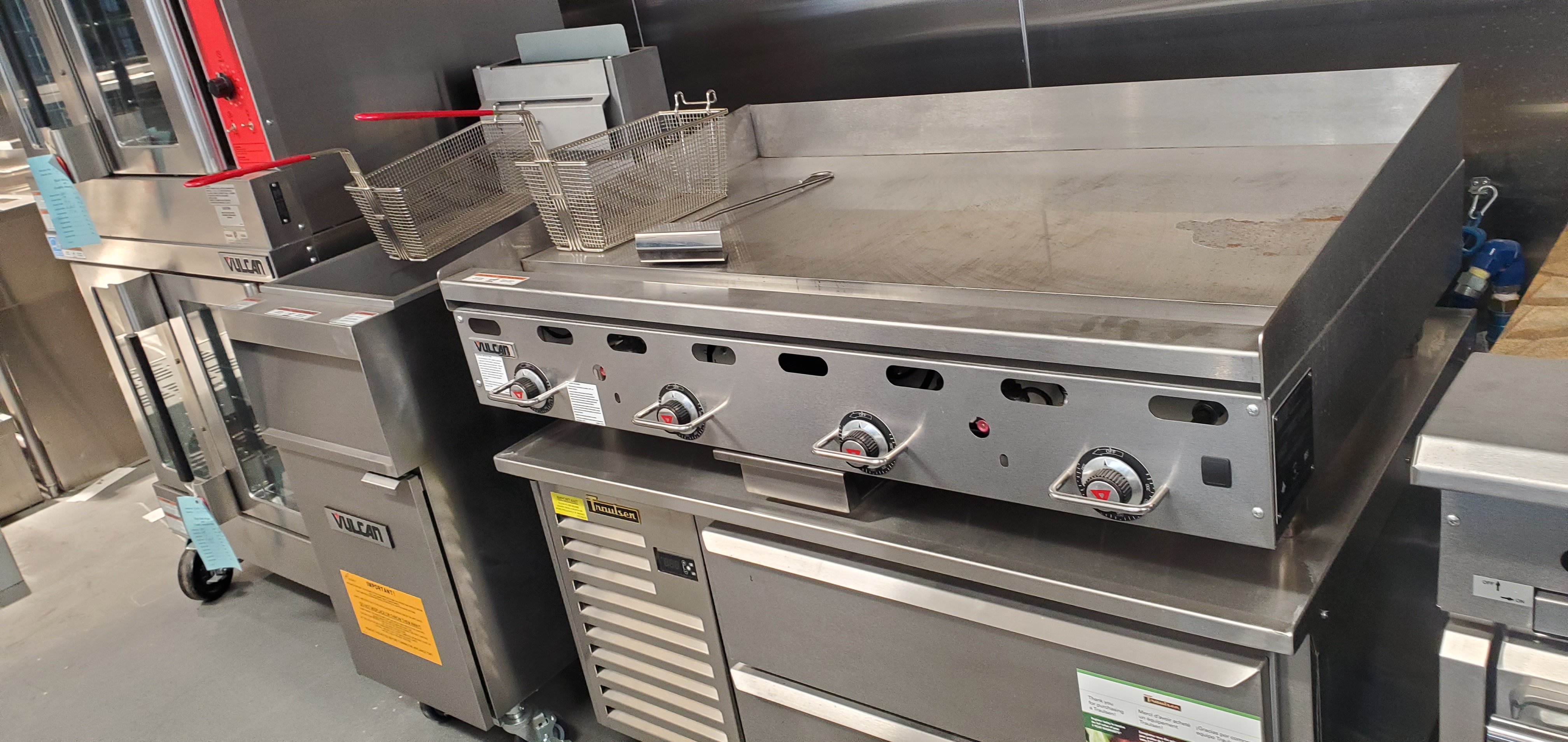 Vulcan Commercial Flat Top 48\" Gas Griddle