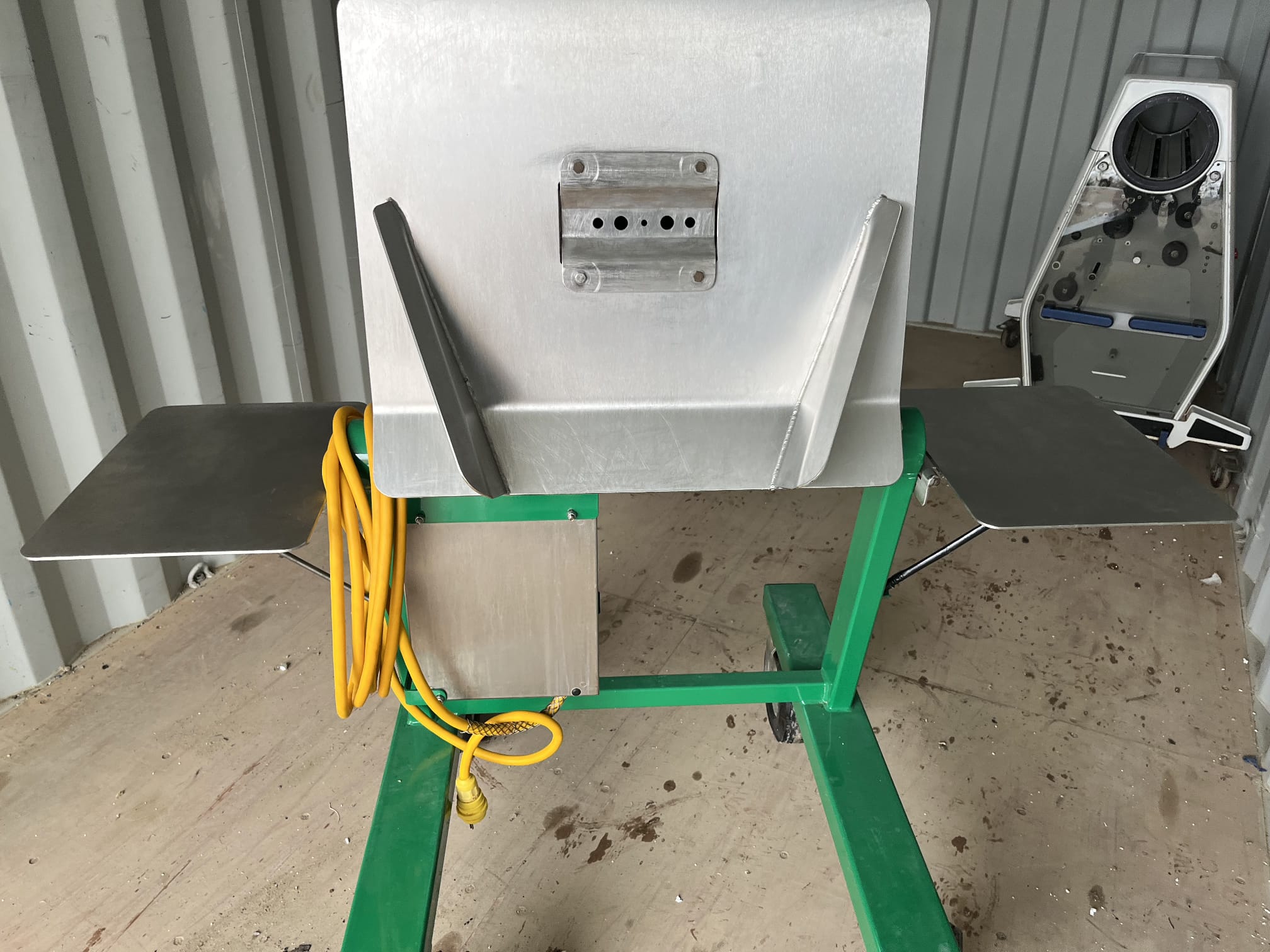 Harvest Supply Bucker