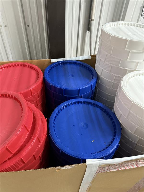 12 US Gallon Buckets with Lids
