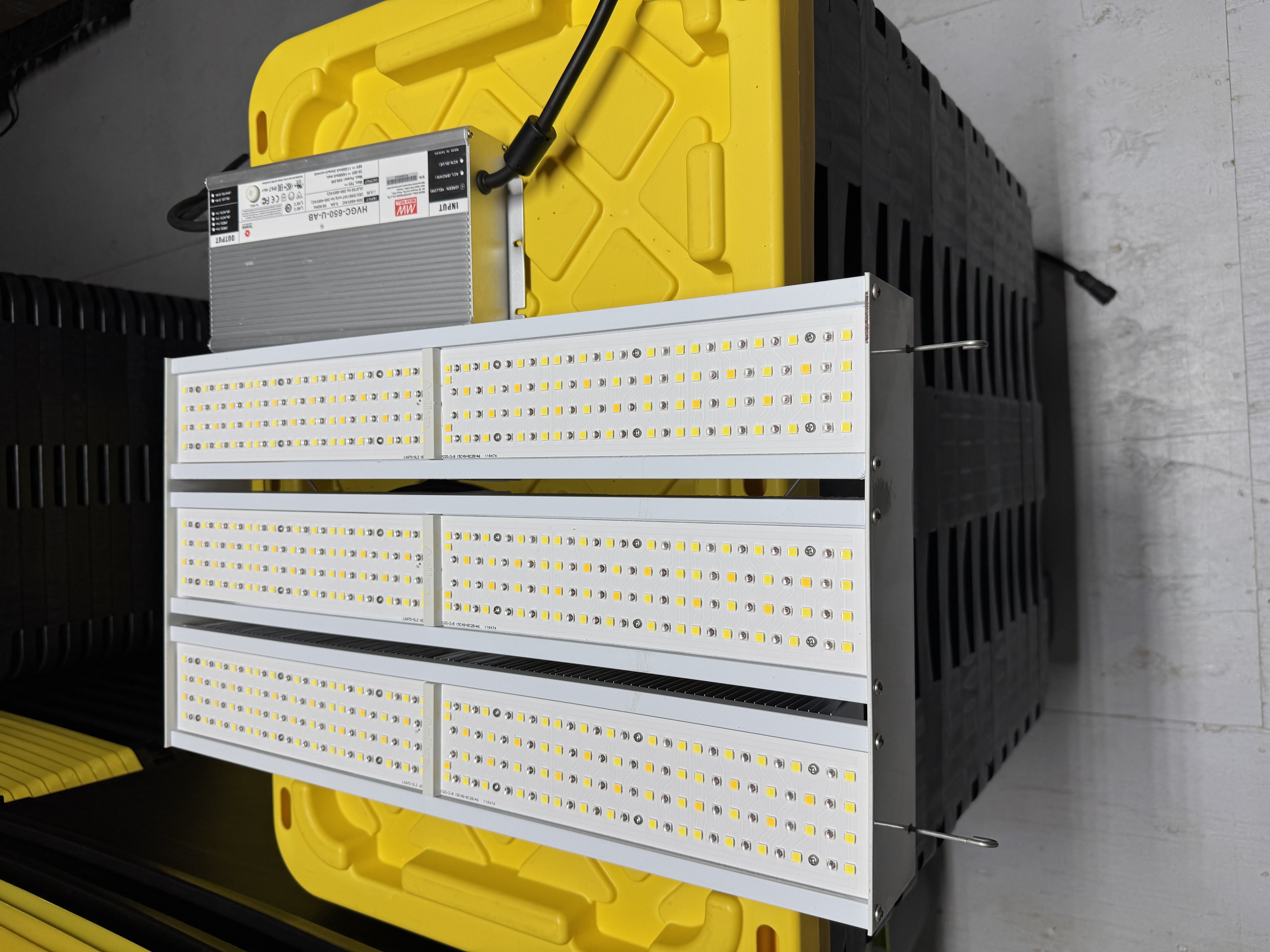 Aelius 700W Grow Lights