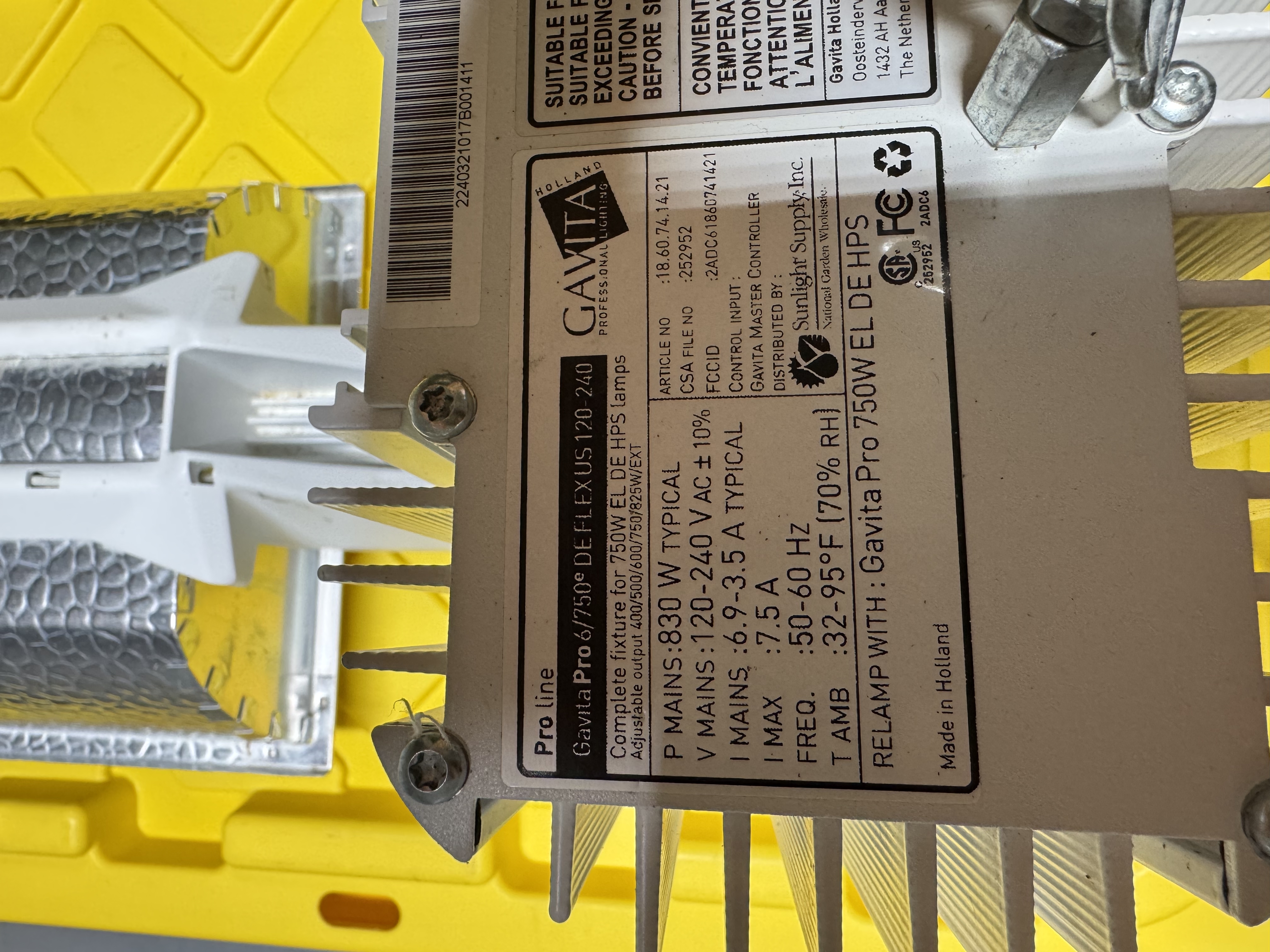 Gavita Pro 600/750e DE Flex Complete Fixture 120/240 Volt