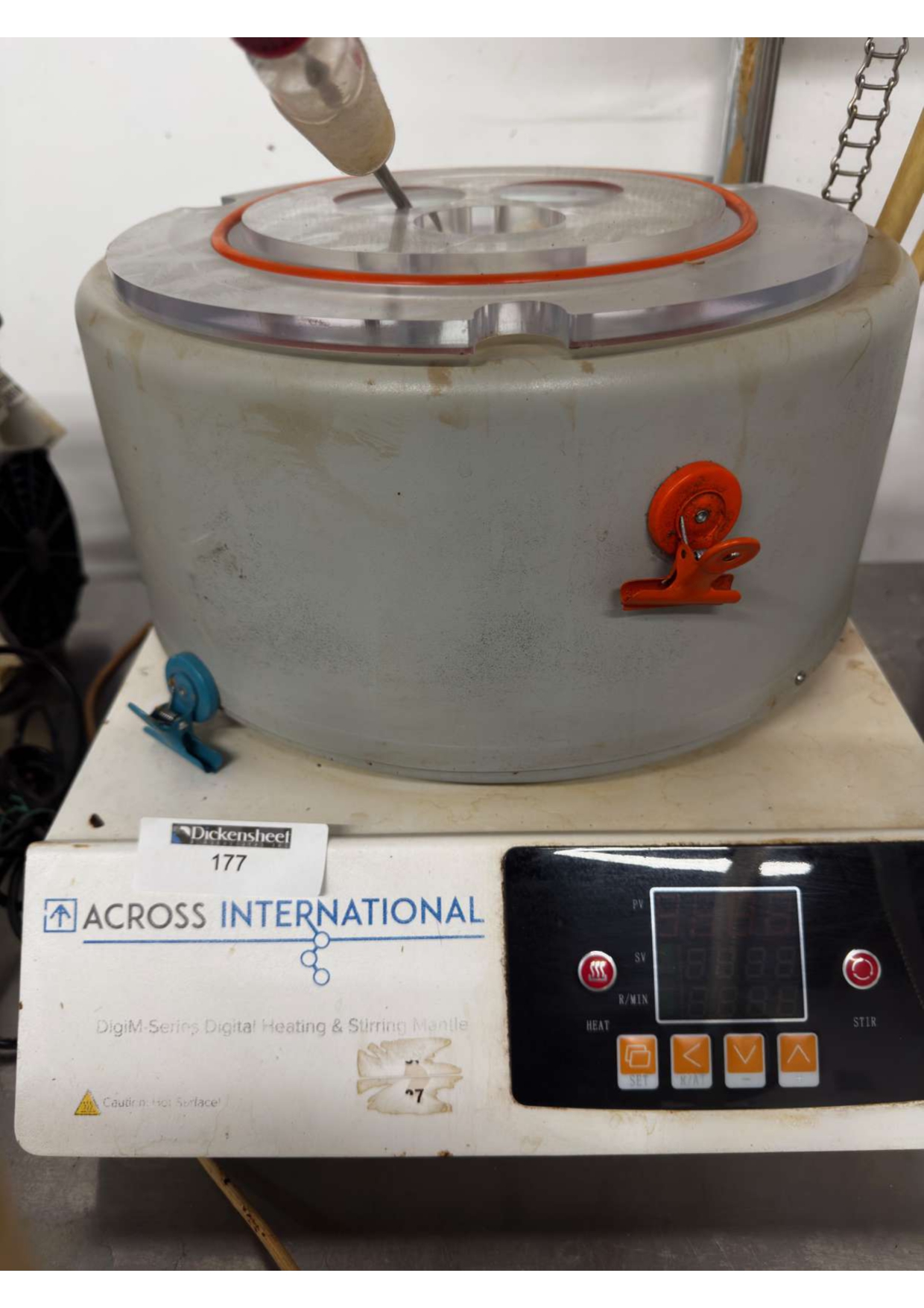 Across International DigiM5 Digital Heating and Stirring Mantle (5L)